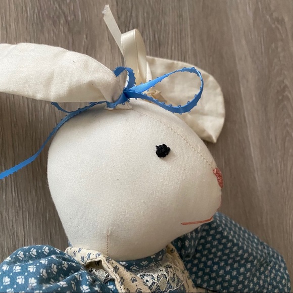 Vintage Floppy Eared Country Bunny Rabbit - Picture 4 of 8